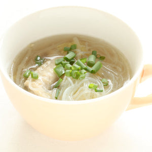 鶏肉とねぎの春雨スープ