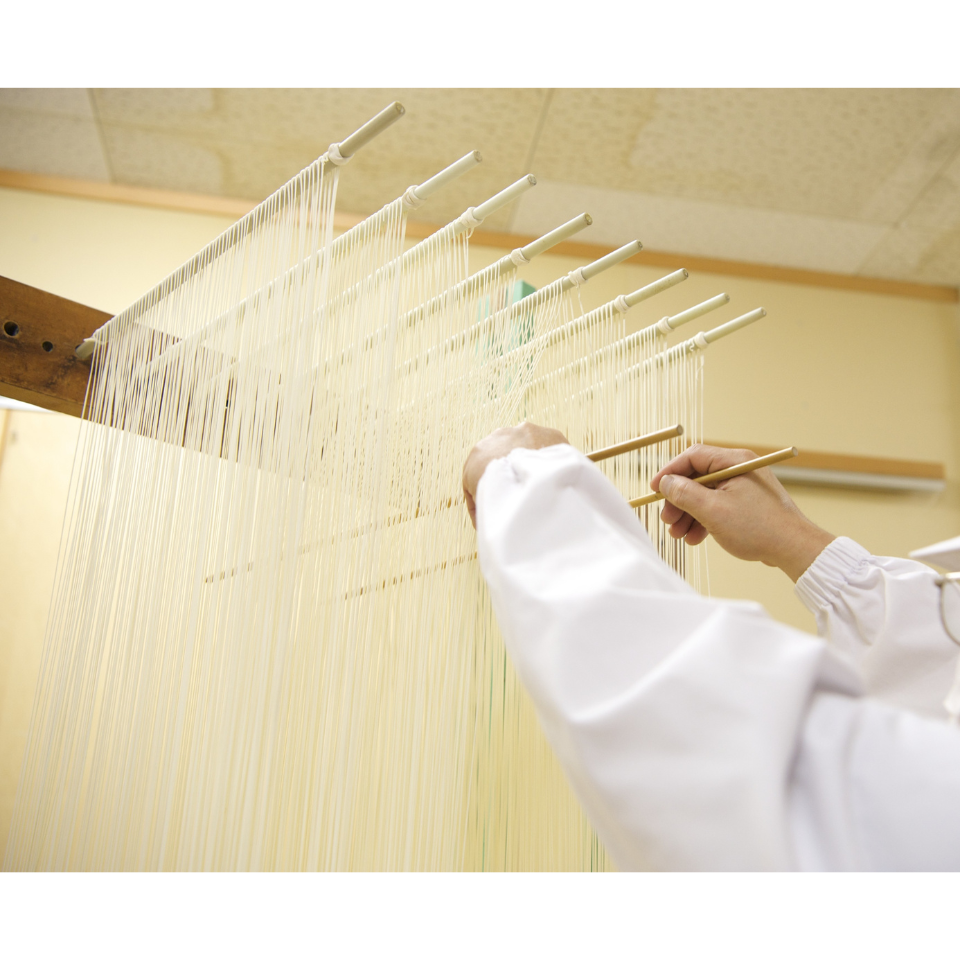 神室のめぐみ 稲庭手延べうどん 比内地鶏つゆ – Terroir to Table